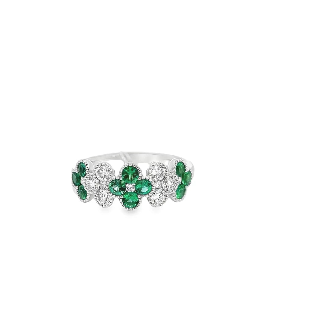Clover ring 