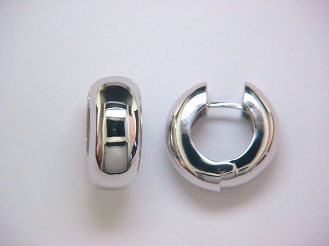 10KT GOLD PLATED HOOP EARRINGS 
