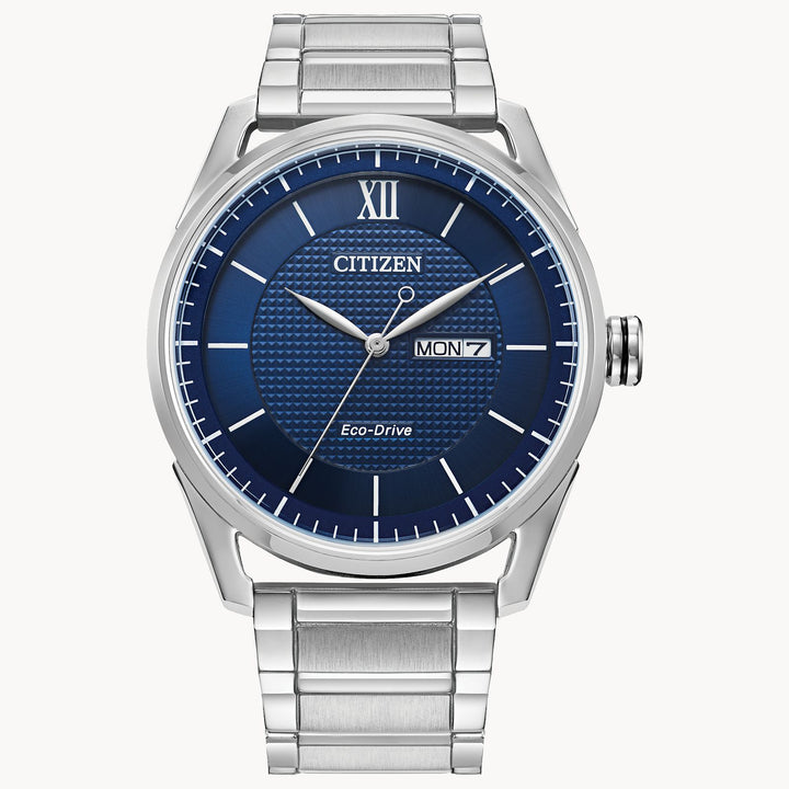 Bring a new elegance to your day with this Citizen timepiece from the Classic collection.
