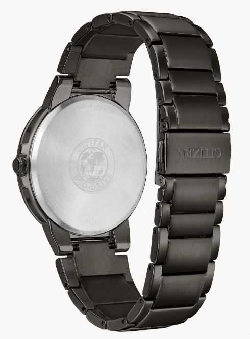 Axiom's refined yet sleek design offers a day-to-night fashion options for the avid trendsetter