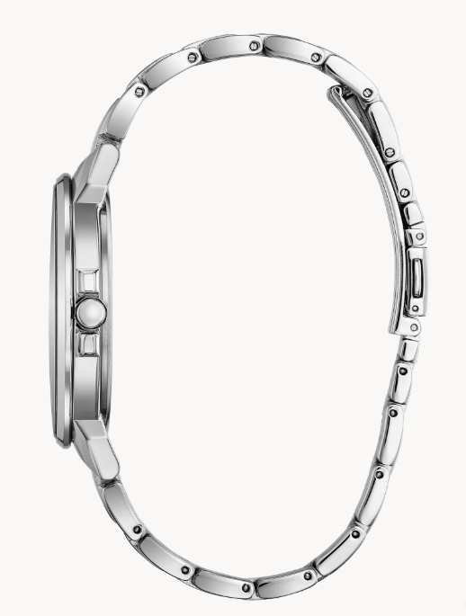 Axiom's refined yet sleek design offers a day-to-night fashion options for the avid trendsetter