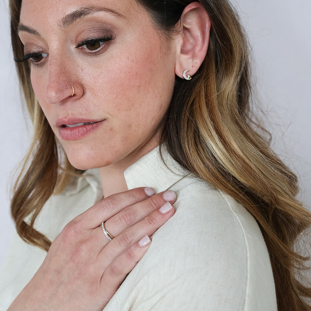 Crisscross Stackable Ring | Gold Plated / Sterling Silver | Pavé Accent Band | Size 8 - Brownee Jewelers