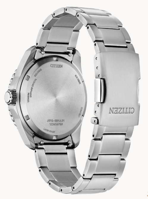 Take action and show your inner drive with the sporty styling of the Brycen, the latest addition to the Sport Casual collection.