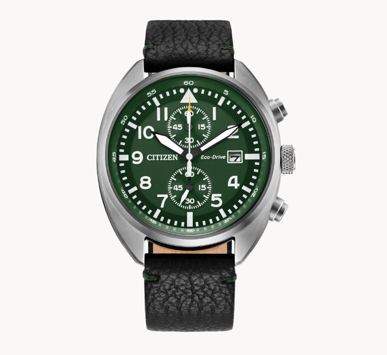 Take action and show your inner drive with the versatile styling of the latest Sport Casual chronograph