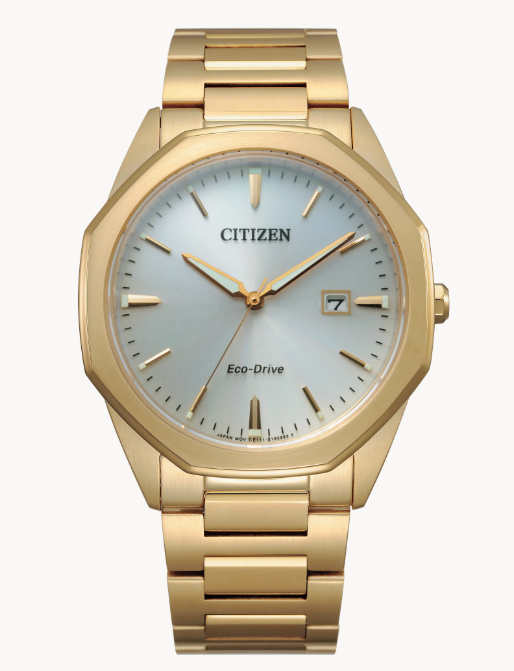For those who want everything the Corso has to offer without the diamond accents, this gold-tone stainless steel version is the perfect choice.