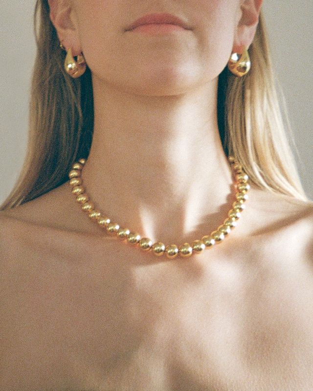 EVERYDAY HOOPS, GOLD