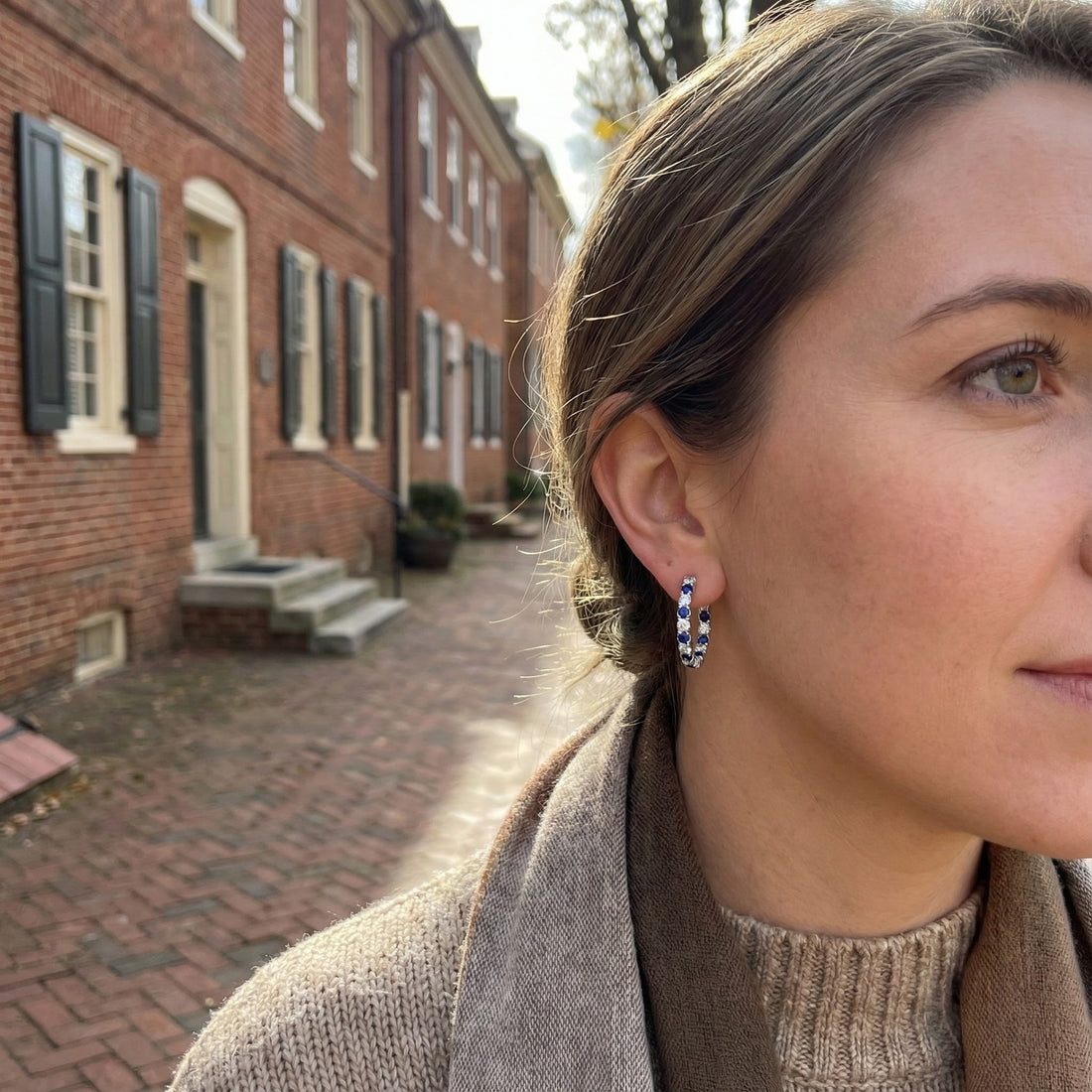 14K White Gold Diamond & Sapphire Hoop Earrings – 1.00 CTW