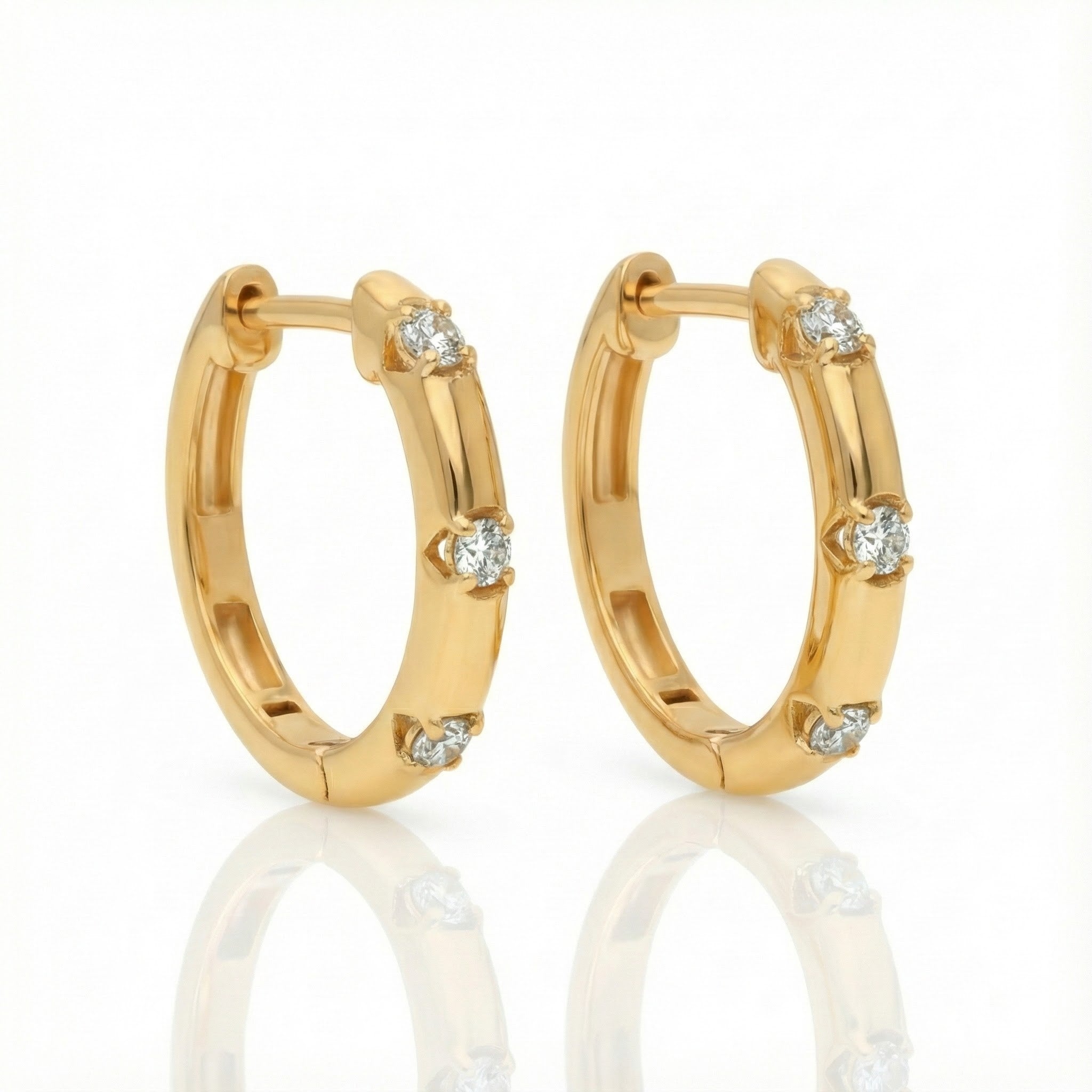 Le Vian® Nude Diamonds™ Huggie Earrings in 14K Honey Gold™ – 1/3ct Elevate your everyday look with these beautifully refined Le Vian® huggie earrings, featuring 1/3 cts. of sparkling Nude Diamonds™ set into warm, glowing 14K Honey Gold™