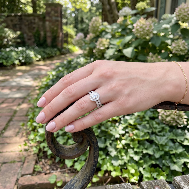 Oval Halo Diamond Bridal Set | 14K White Gold | .65 CT Oval Center Diamond | 25436L - Brownee Jewelers