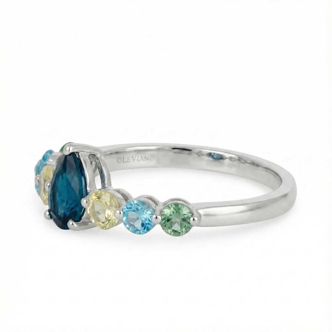 Montana Sapphire Ombré Ring | 14K White Gold | 0.88 ctw | Pear-Cut Center - Brownee Jewelers