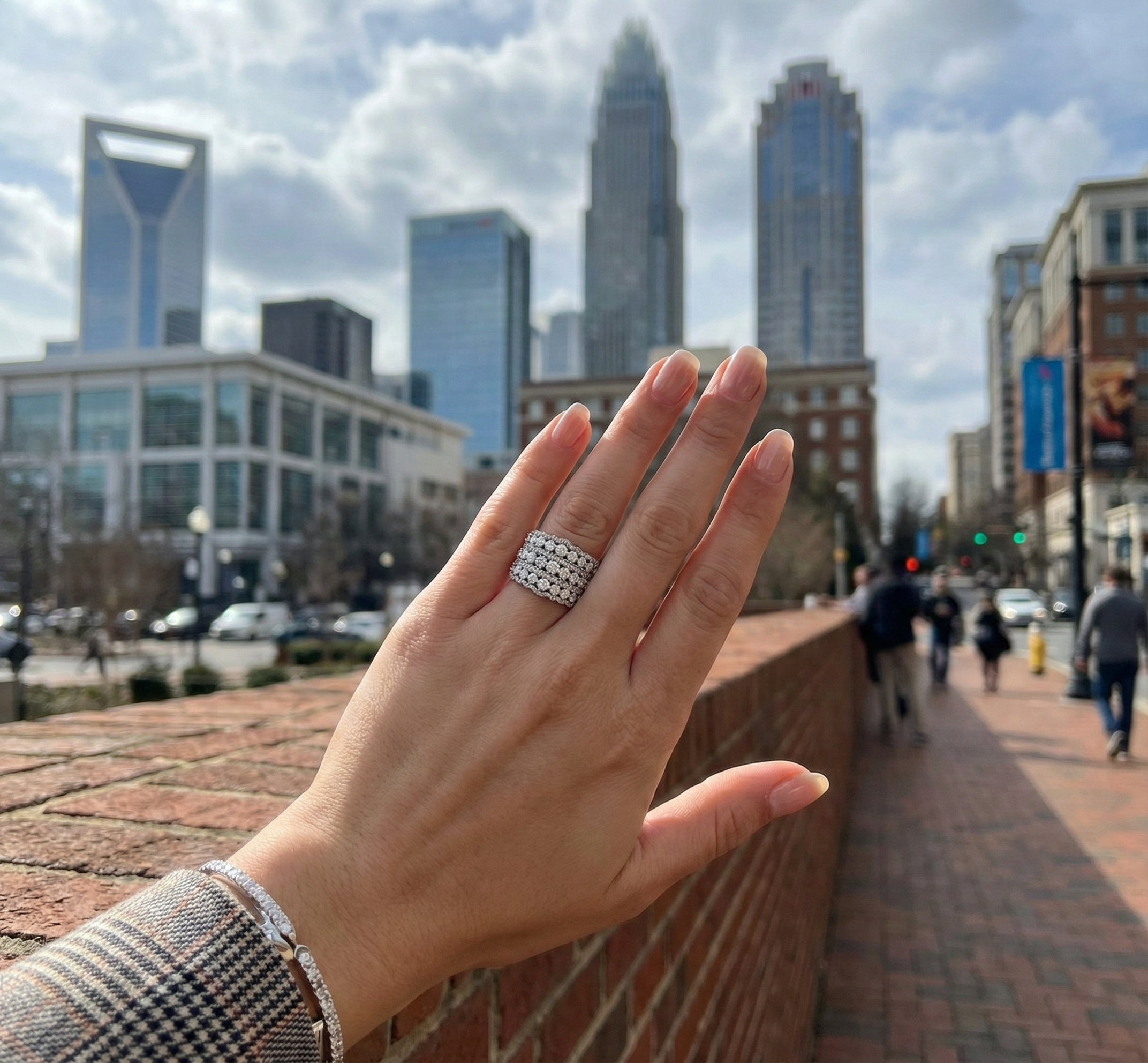 Round Diamond Scalloped Wide Band | 10K White Gold | Multi-Row Statement Ring - Brownee Jewelers
