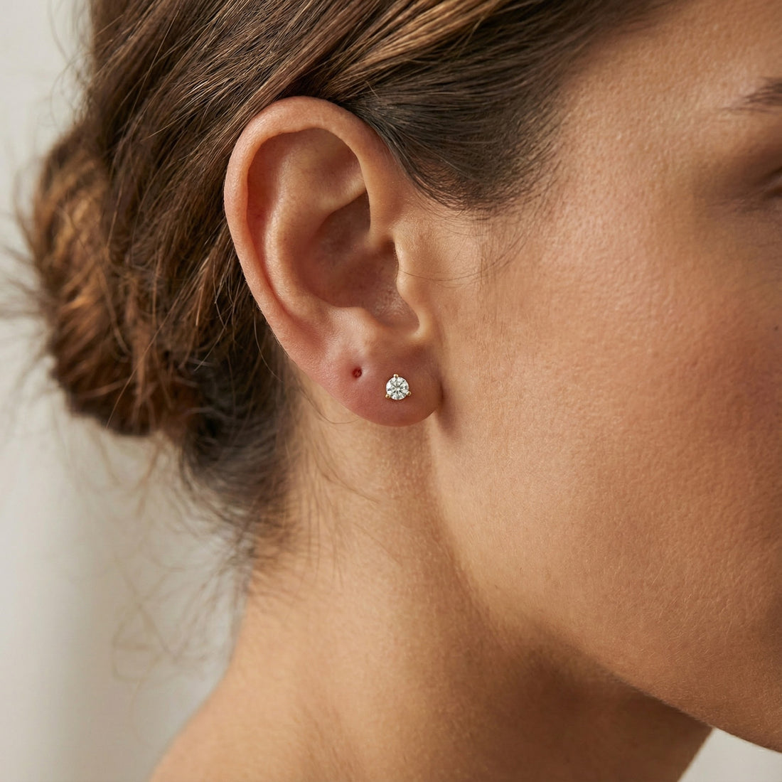 14K Yellow Gold 0.25ctw Lab-Grown Diamond Stud Earrings A timeless everyday essential, these 0.25ct total weight lab-grown diamond studs offer bright, effortless sparkle in a classic minimalist design. ER0073Y450 - Brownee Jewelers