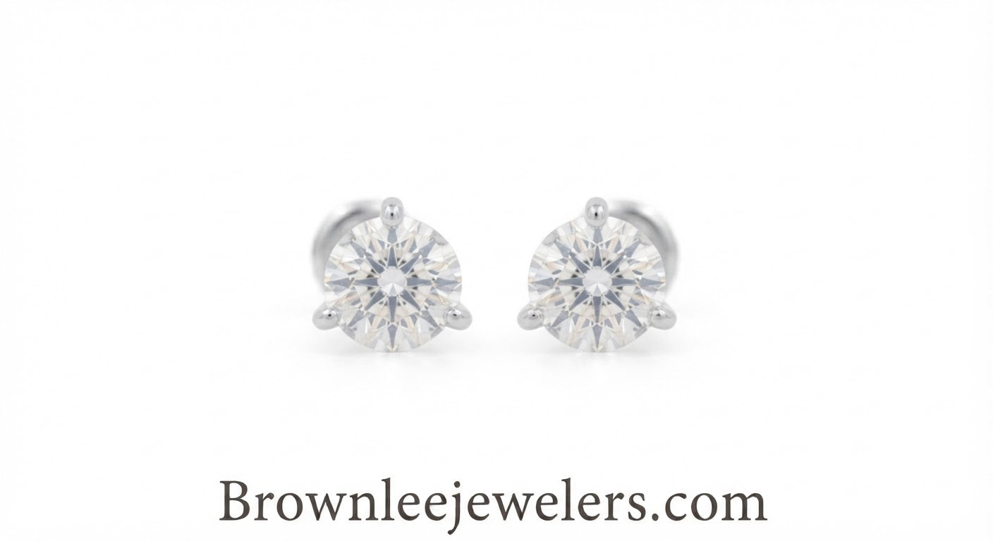 14KRG 1.08CTS TWT RD NATURAL DIAS STUD ERS SI12GH.      7122131094