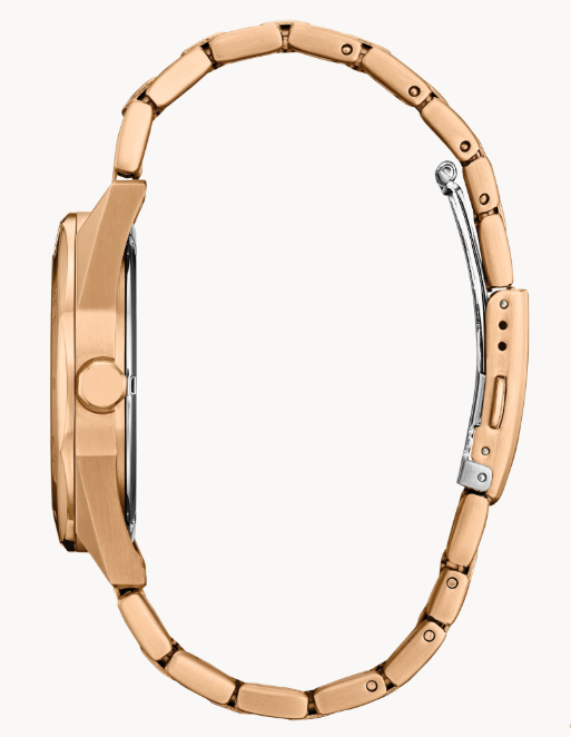 Confidently go from work to play with the new Weekender Sport.