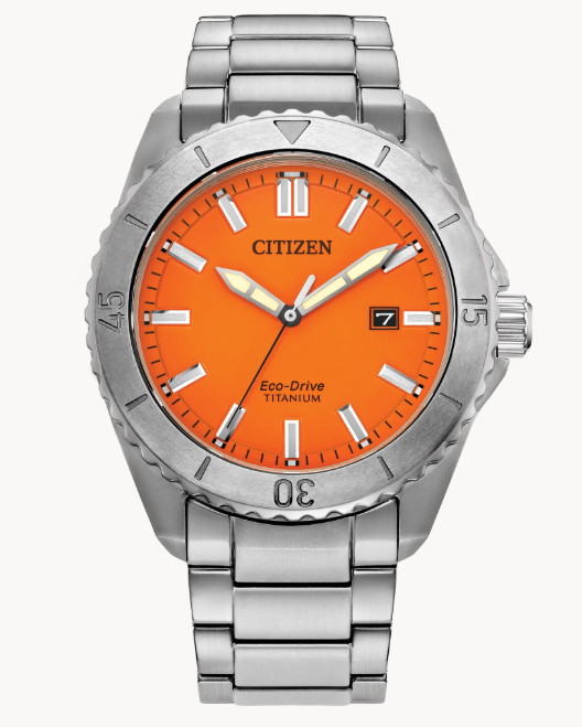 Take action and show your inner drive with the sporty styling of the Brycen, the latest addition to the Weekender collection.