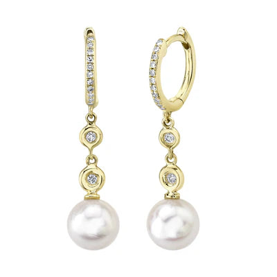 DIAMOND AND CULTURED PEARL EARRINGS IN 14K YELLOW GOLD 