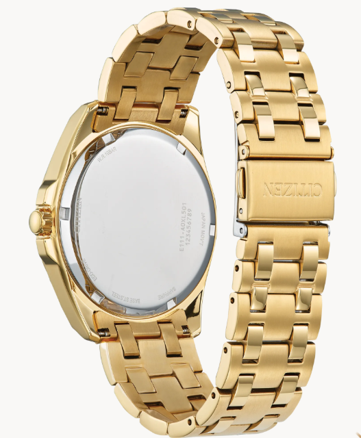 Featuring a gold-tone stainless steel case and a blue 3-hand dial encased in sapphire crystal, this men’s timepiece is a combination of functional simplicity with a touch of elegance