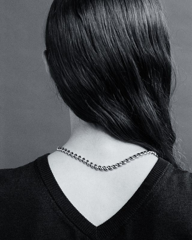 QUINTO NECKLACE, SILVER