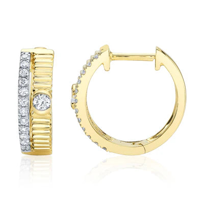 Diamond Ribbed Huggie Earrings