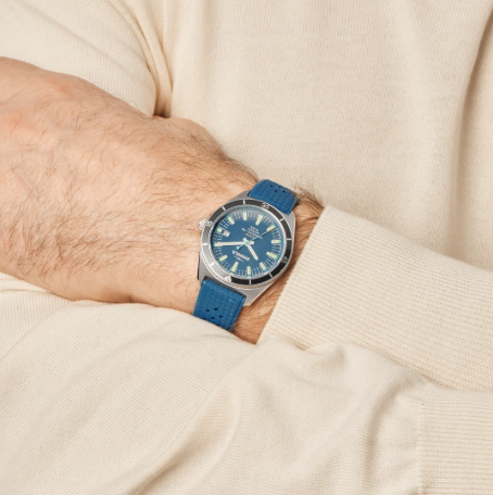 SHINOLA DUCK IN BLUE RUBBER 