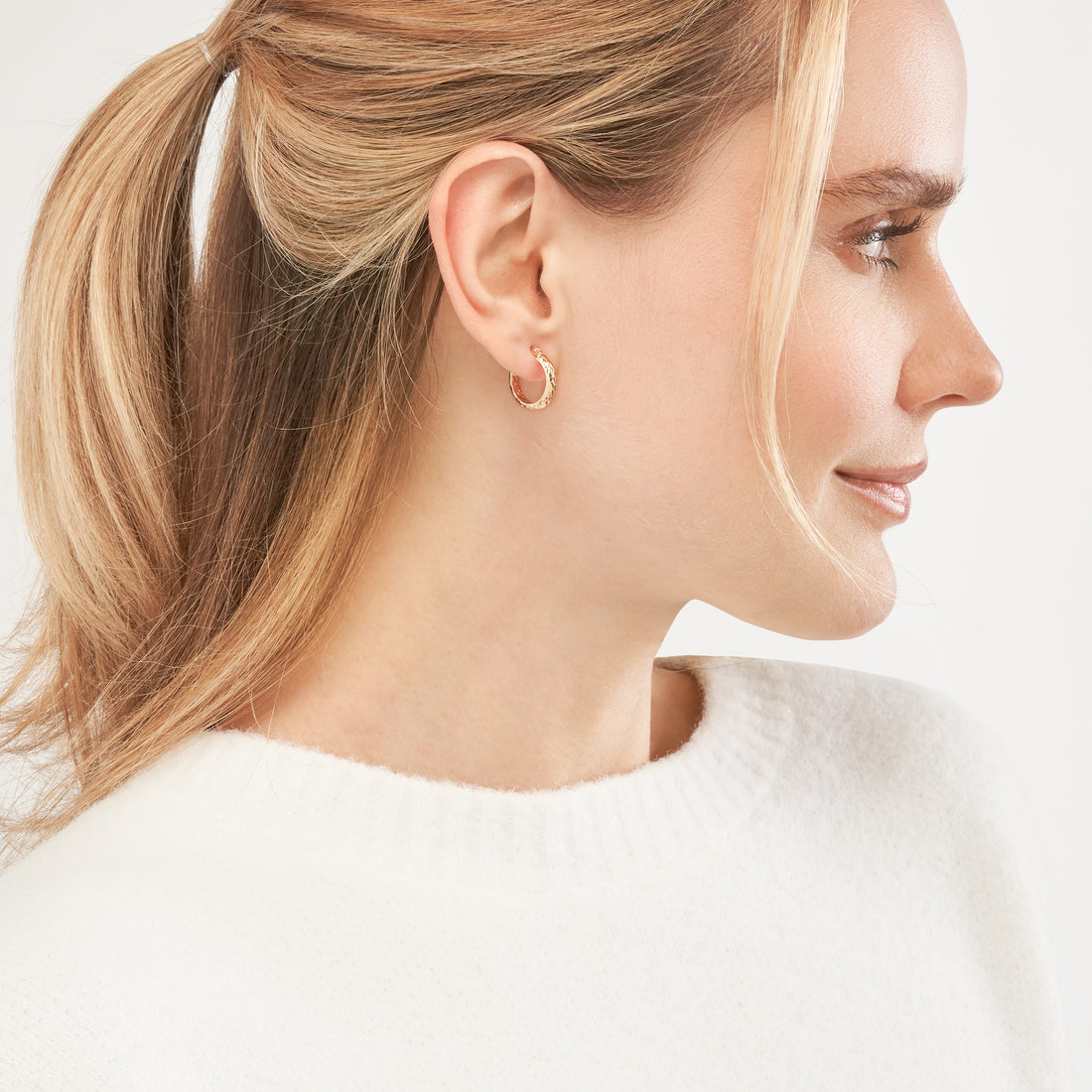 3MM X 15MM DIAMOND-CUT HOOP EARRINGS | 10K YELLOW GOLD | TM001748-10Y - Brownlee Jewelers