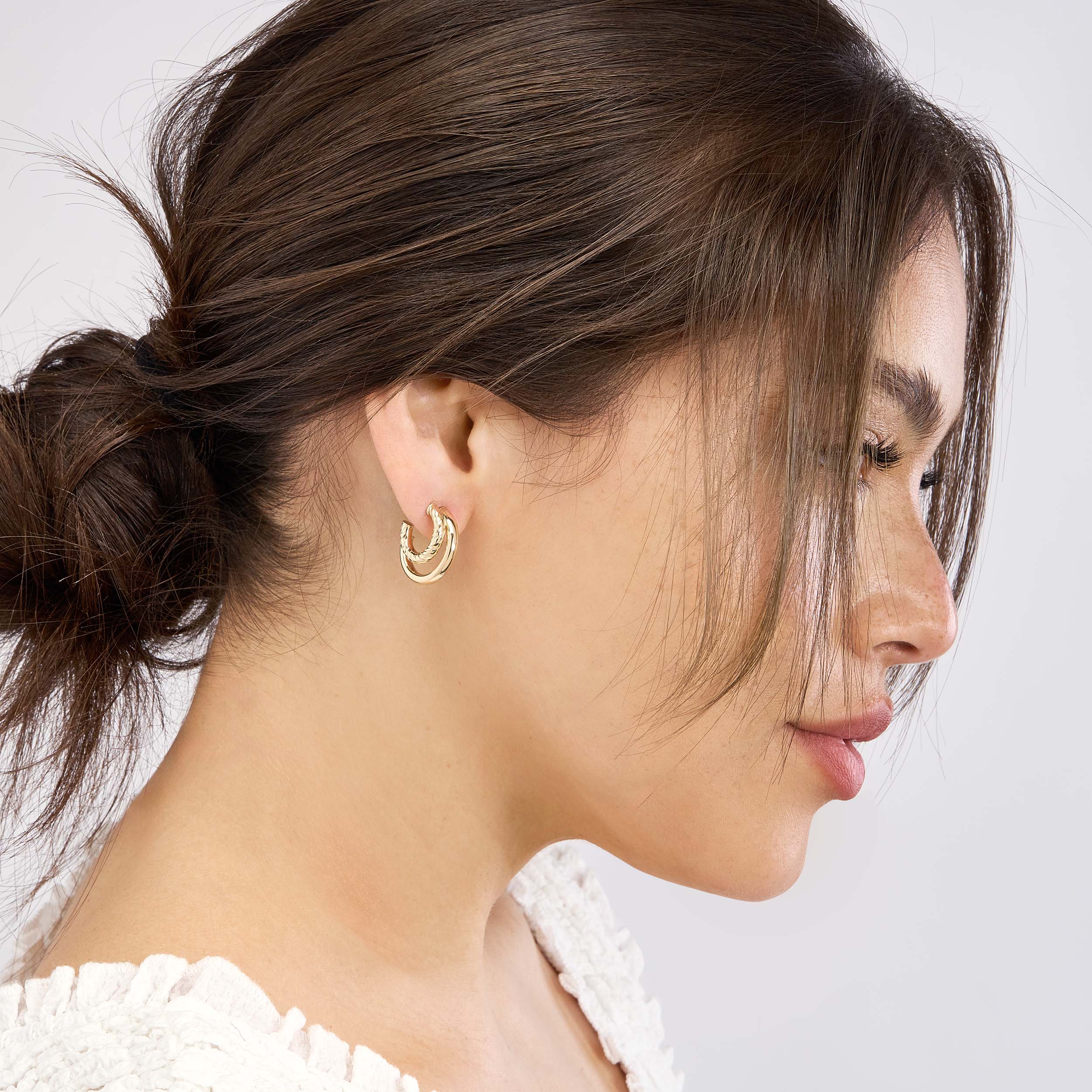 20MM DOUBLE TWISTED HOOP EARRINGS | 14K YELLOW GOLD | TM024032-14Y - Brownlee Jewelers