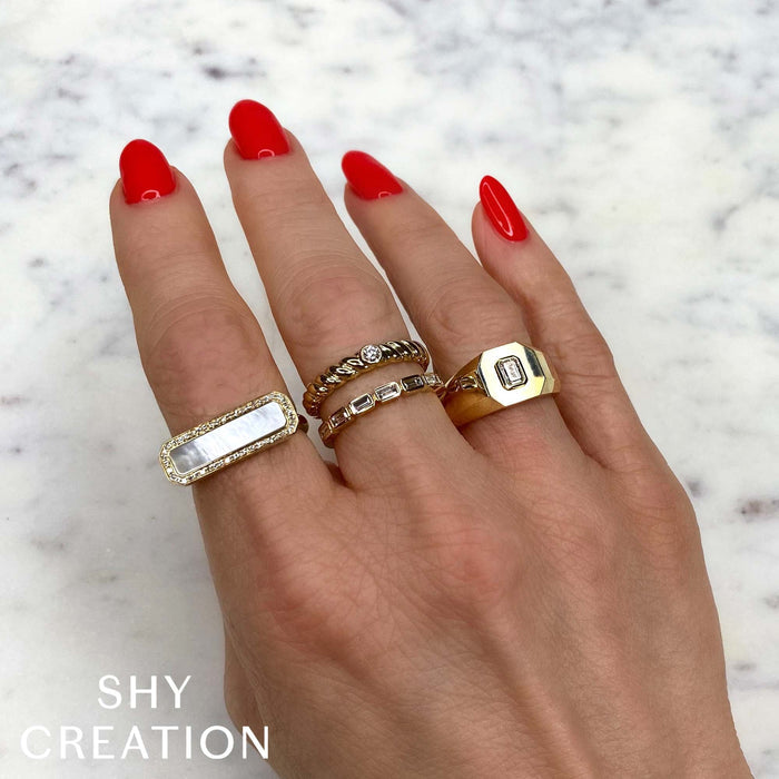 0.35 TOTAL CARAT WEIGHT DIAMOND BAGUETTE BEZEL BAND IN 14K YELLOW GOLD