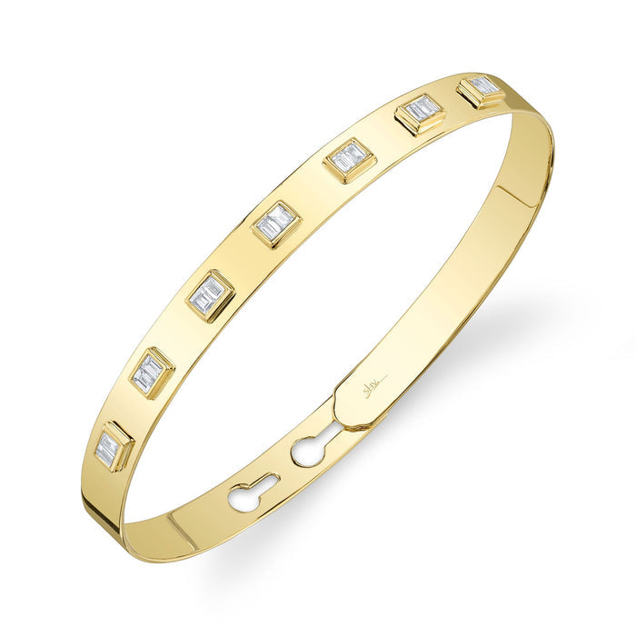 0.46 TOTAL CARAT WEIGHT DIAMOND BAGUETTE LATCH LOCK BANGLE IN 14K YELLOW GOLD