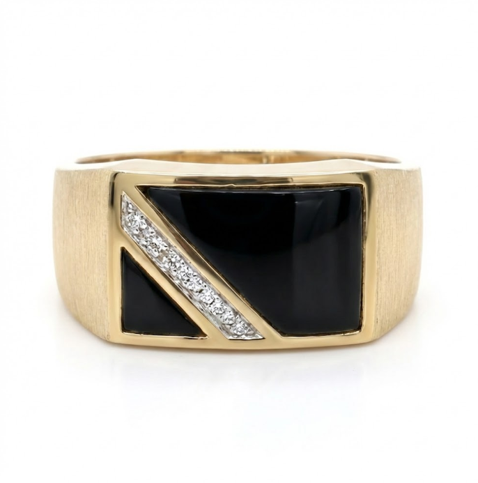 10K Yellow Gold Black Onyx & Diamond Gentlemen’s Ring – Size 10.5