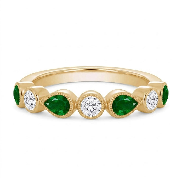 Lab-Grown Diamond & Created Emerald Alternating Band | 10K Yellow Gold | 0.20 CT Lab-Grown Diamond & 0.60 CT Created Emerald Ring | LGR45331-EDSF - Brownee Jewelers