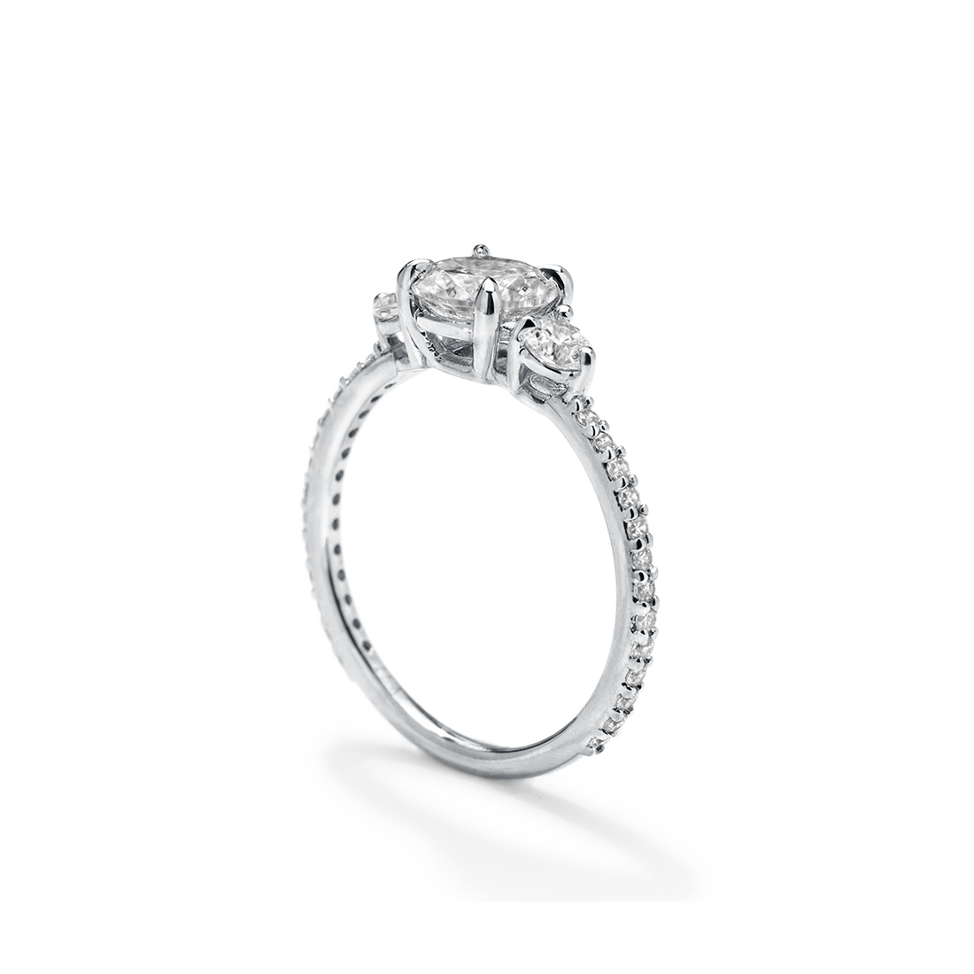 Cultivated Lab 3 Diamond Pave