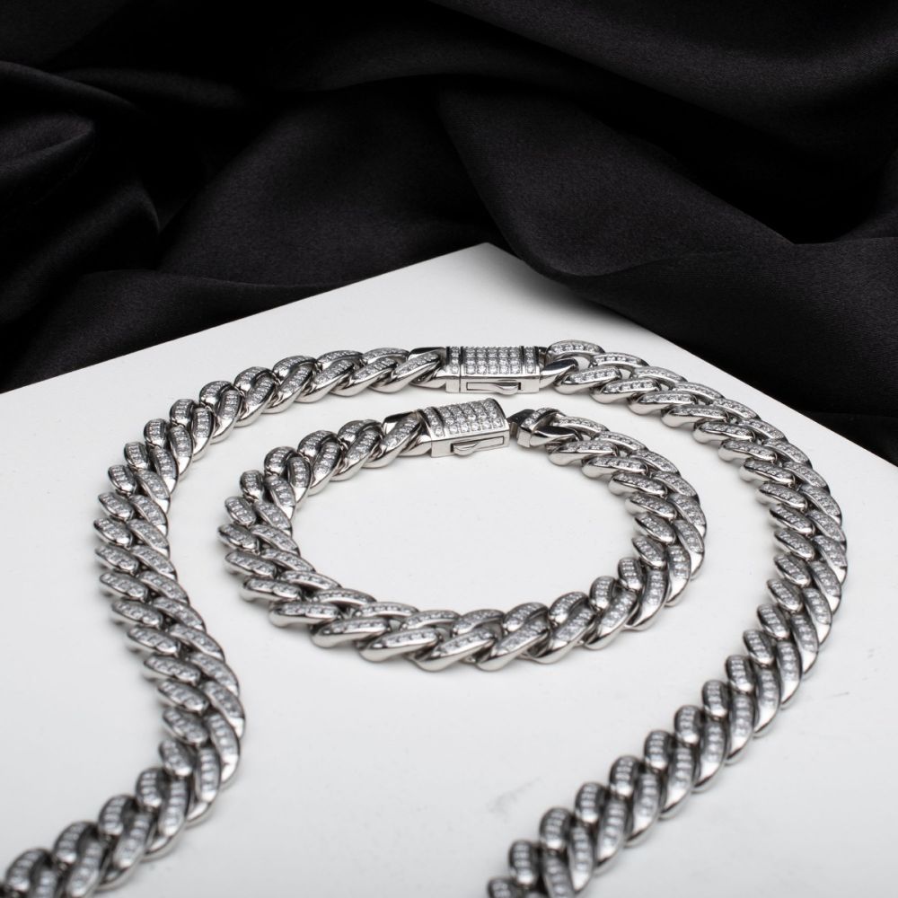 22 Inch Stainless Steel Miami Cuban Curb Chain Necklace with Pavé Cubic Zirconia Box Clasp and Links