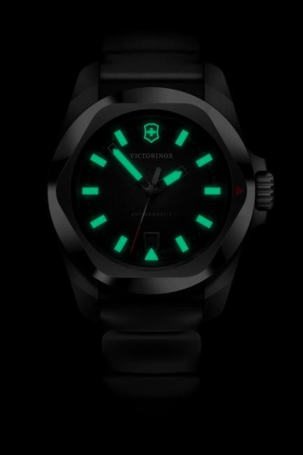 VictorInox Swiss Army I.N.O.X. Watch with Black Rubber Strap and Dial along with a 41 mm Case