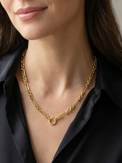 18 Inch Fashion Figaro Charm Link Necklace in 14K Yellow Gold with a Lobster Clasp