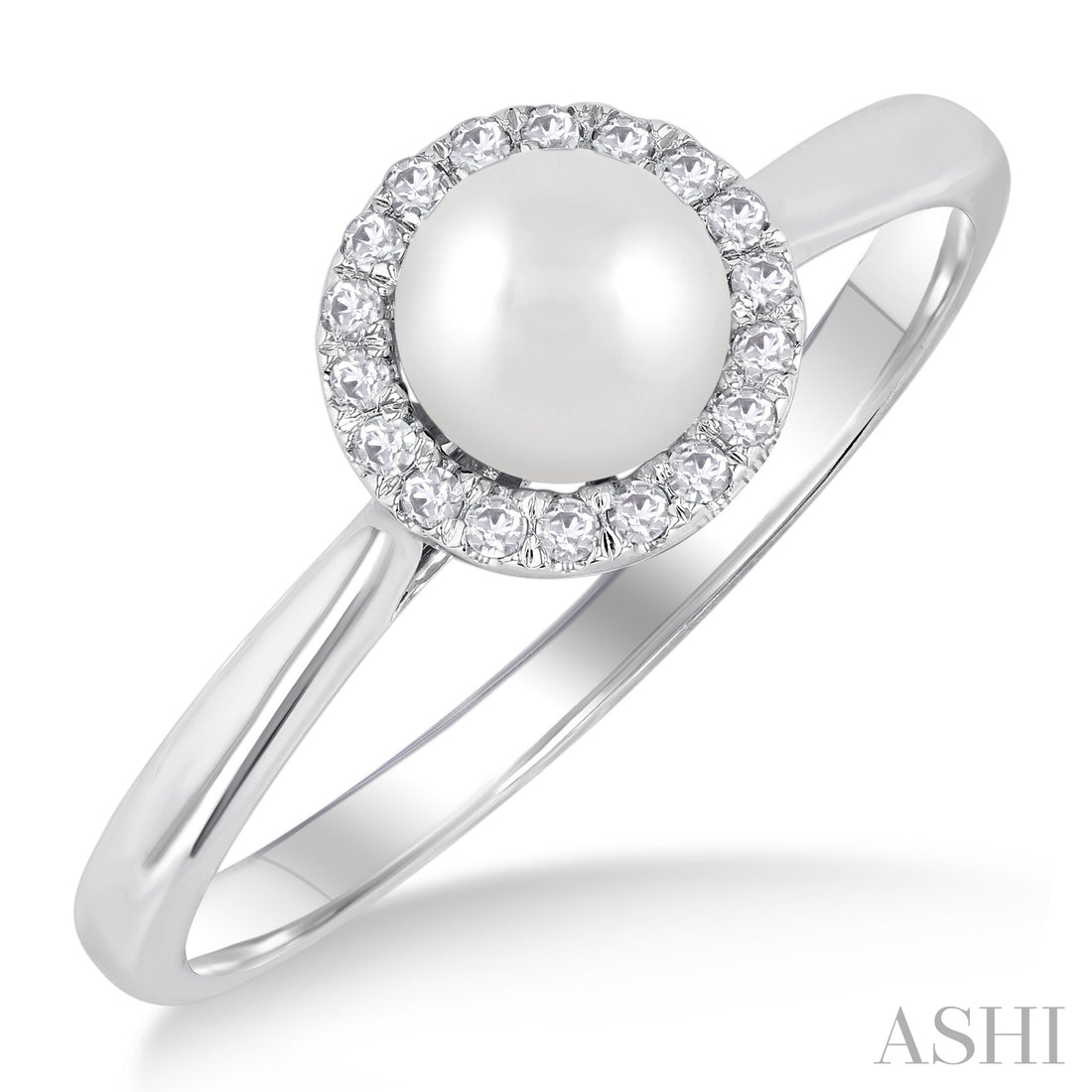 Pearl & Halo Diamond Ring