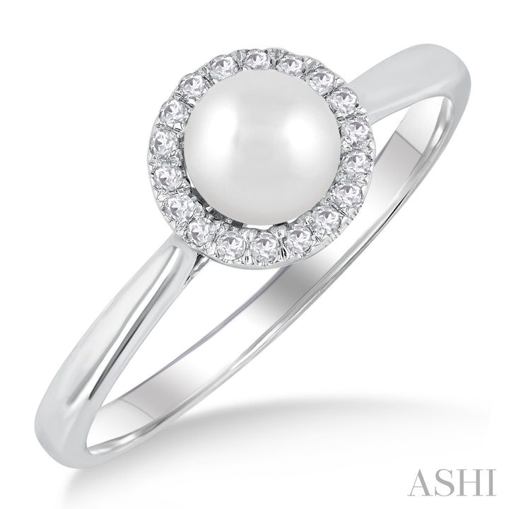 Pearl & Halo Diamond Ring