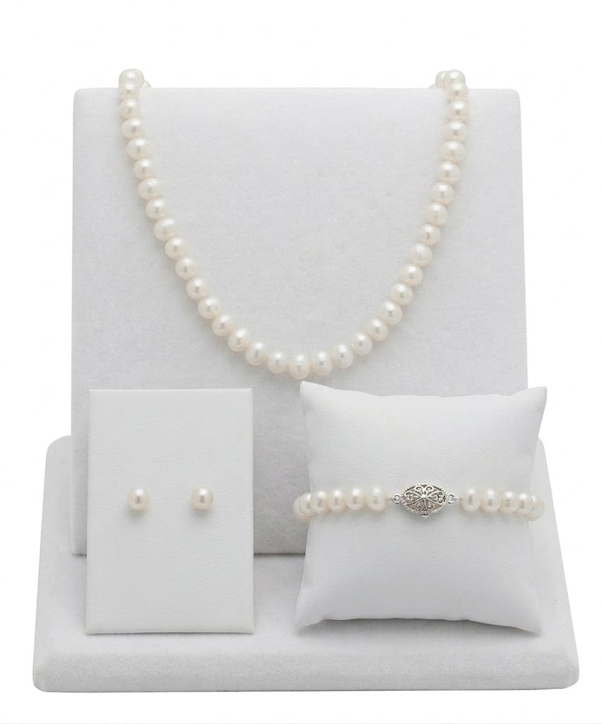 Freshwater Cultured Pearl Station Bracelet
