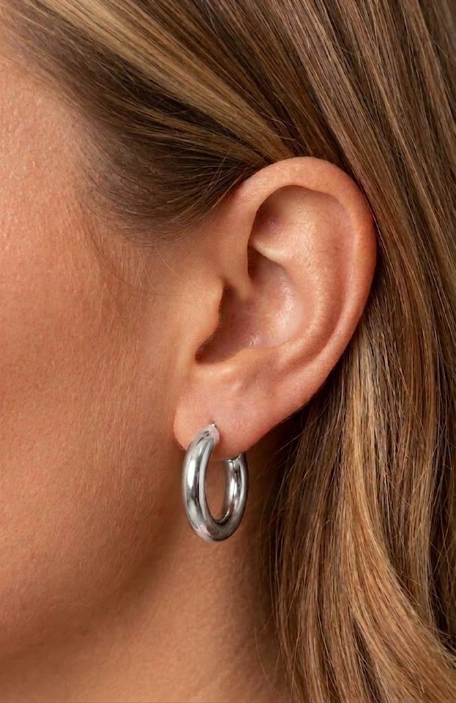 Sterling Silver 4MM Thick Tube Hoop Earrings and 20MM in diameter with a Hinged Closure
