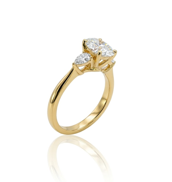 Oval Lab-Grown Diamond Engagement Ring