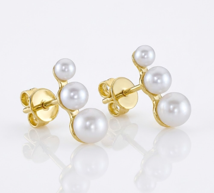 Cultured Pearl Stud Earrings | 14K Yellow Gold | Graduated Pearl Design | Stud Earrings - Brownee Jewelers